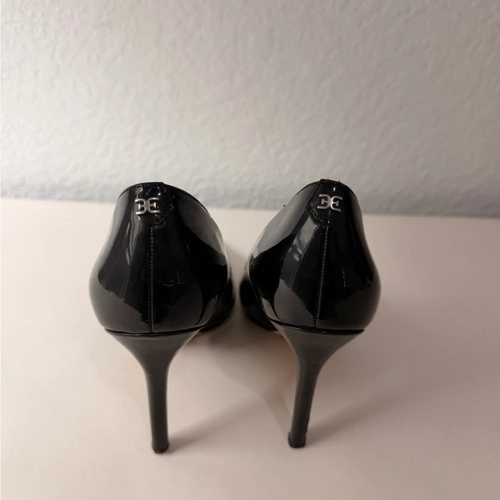 Sam Edelman step into